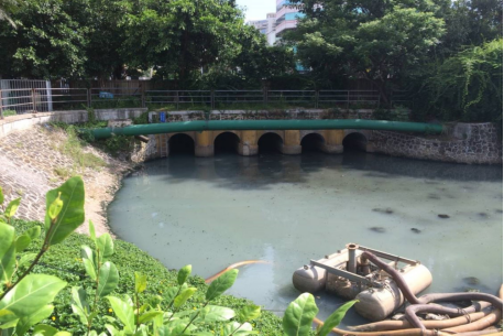 科技人员破解老旧城区庞大地形雨污分流难题